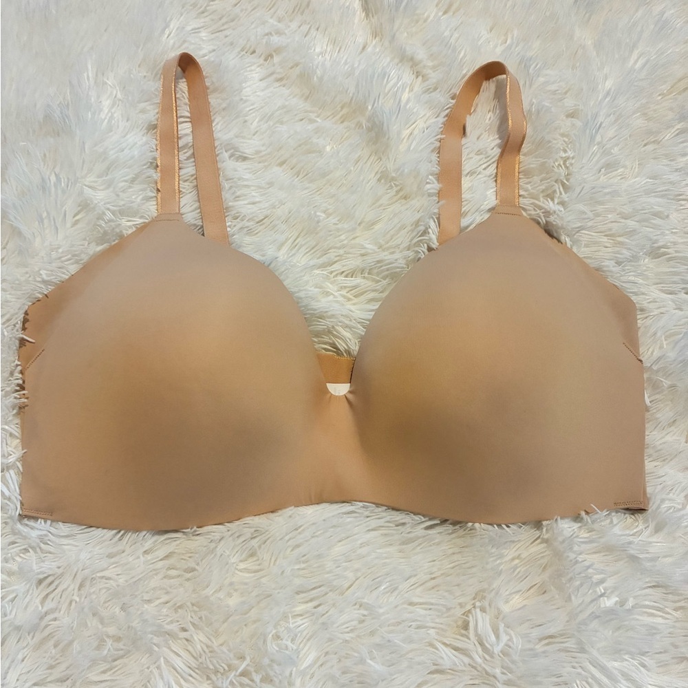 Knix Seamless Wireless Nude Bra  Size 5